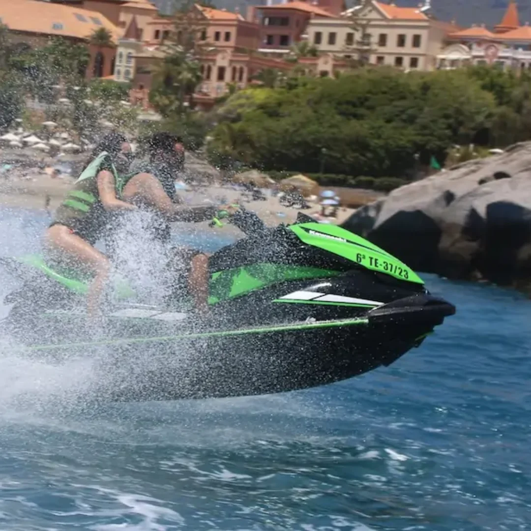 Galeria 17 Safari na skuterach wodnych w Adeje – przejażdżka skuterem wodnym dla par